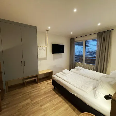 Mei-so-nett Hutegger Schladming